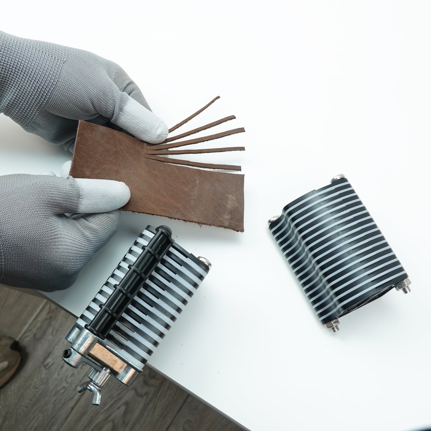 BESTNULE Leather Table Top Lace Cutter for Fringe Braiding Strip Belts and Laces (Come with 10 Blades)