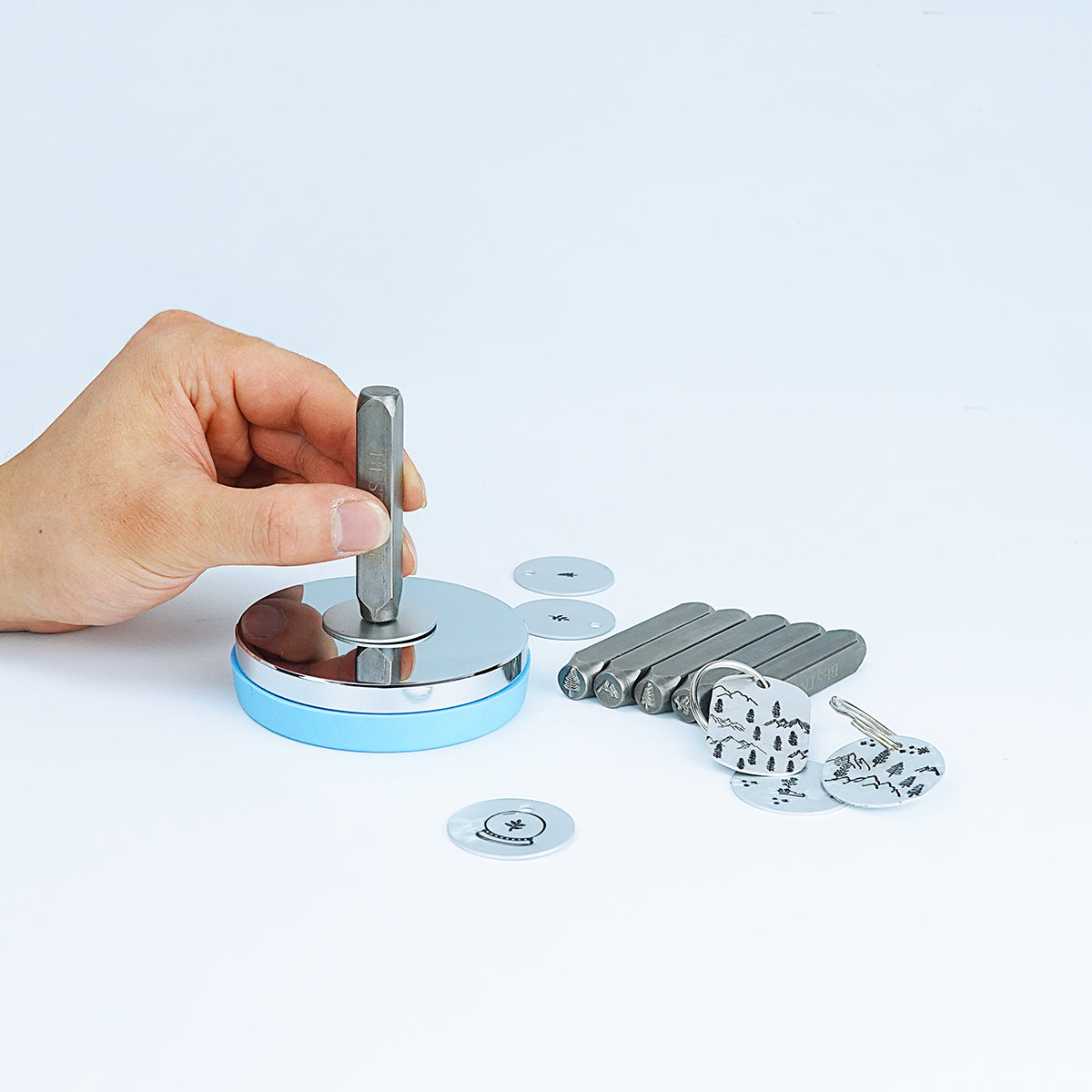 BESTNULE Metal Design Stamps Punch Stamping Tool, Hard Carbon Steel Tools to Stamp or Punch Metal, Jewelry, Clay, Leather, Wood (Flower 2)